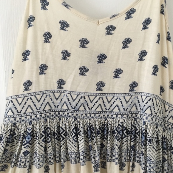 Ditsy Floral Dress - Picture 2 of 6